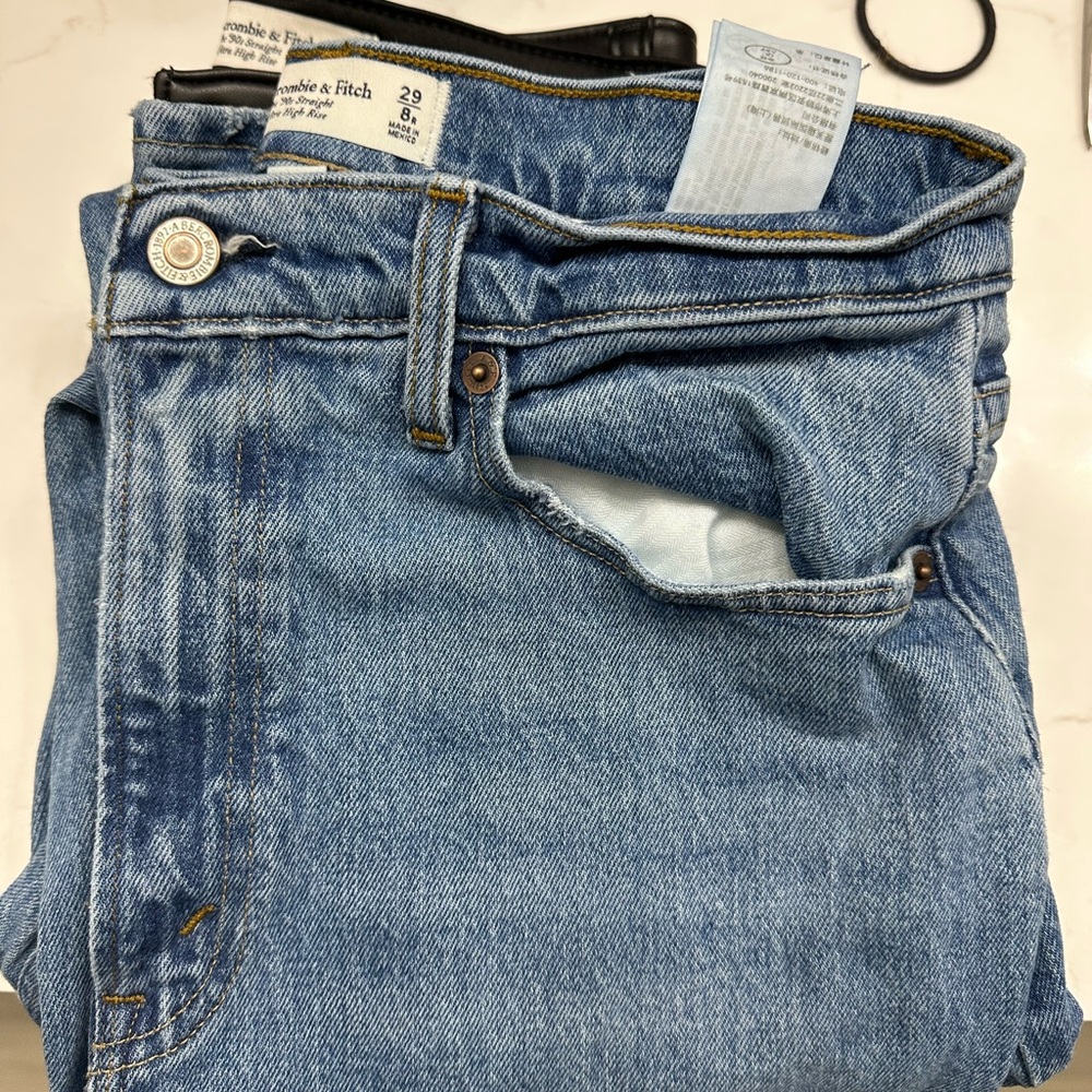 29/8R Abercrombie curve love, high waist